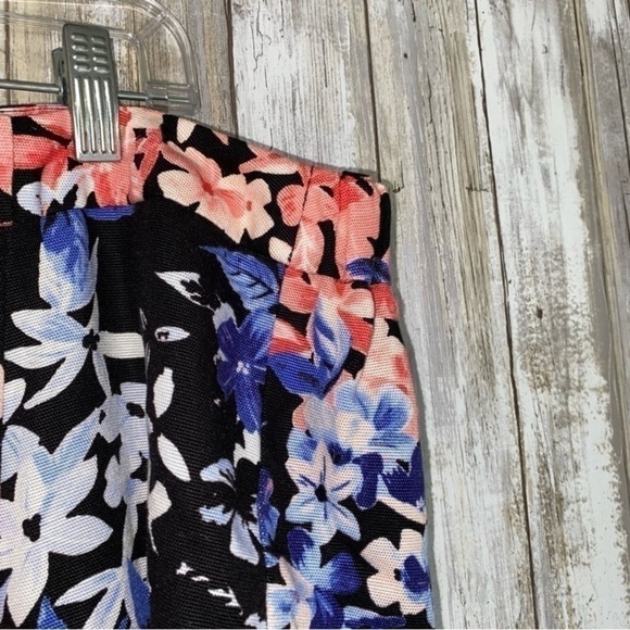 Talbots Floral Pencil Skirt - Picture 3 of 6